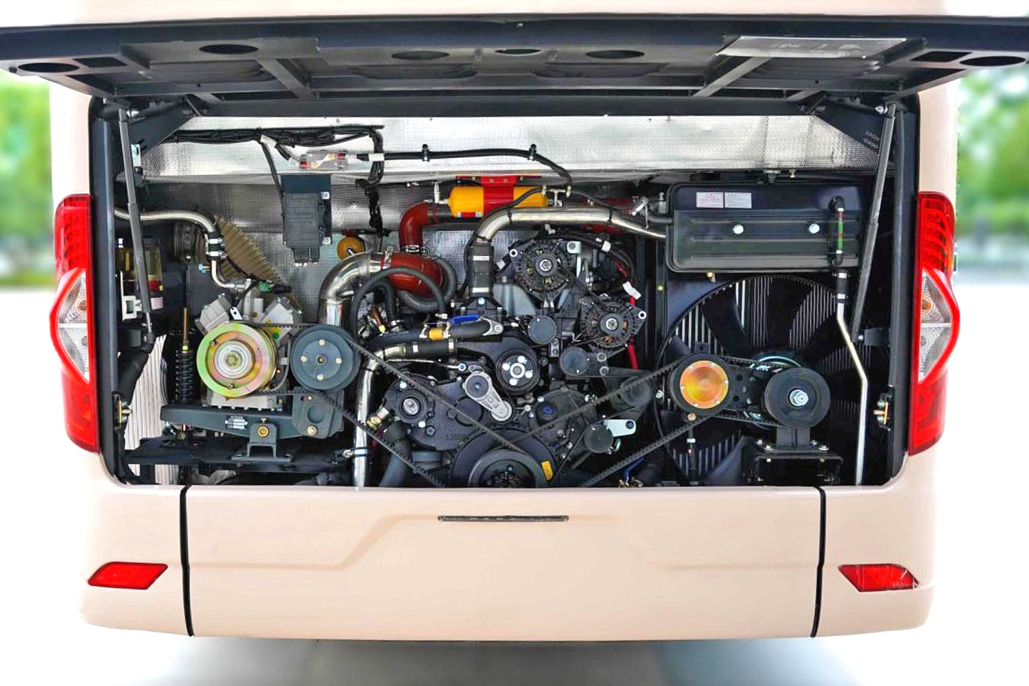 Автобус SOLLERS SA6 (12)